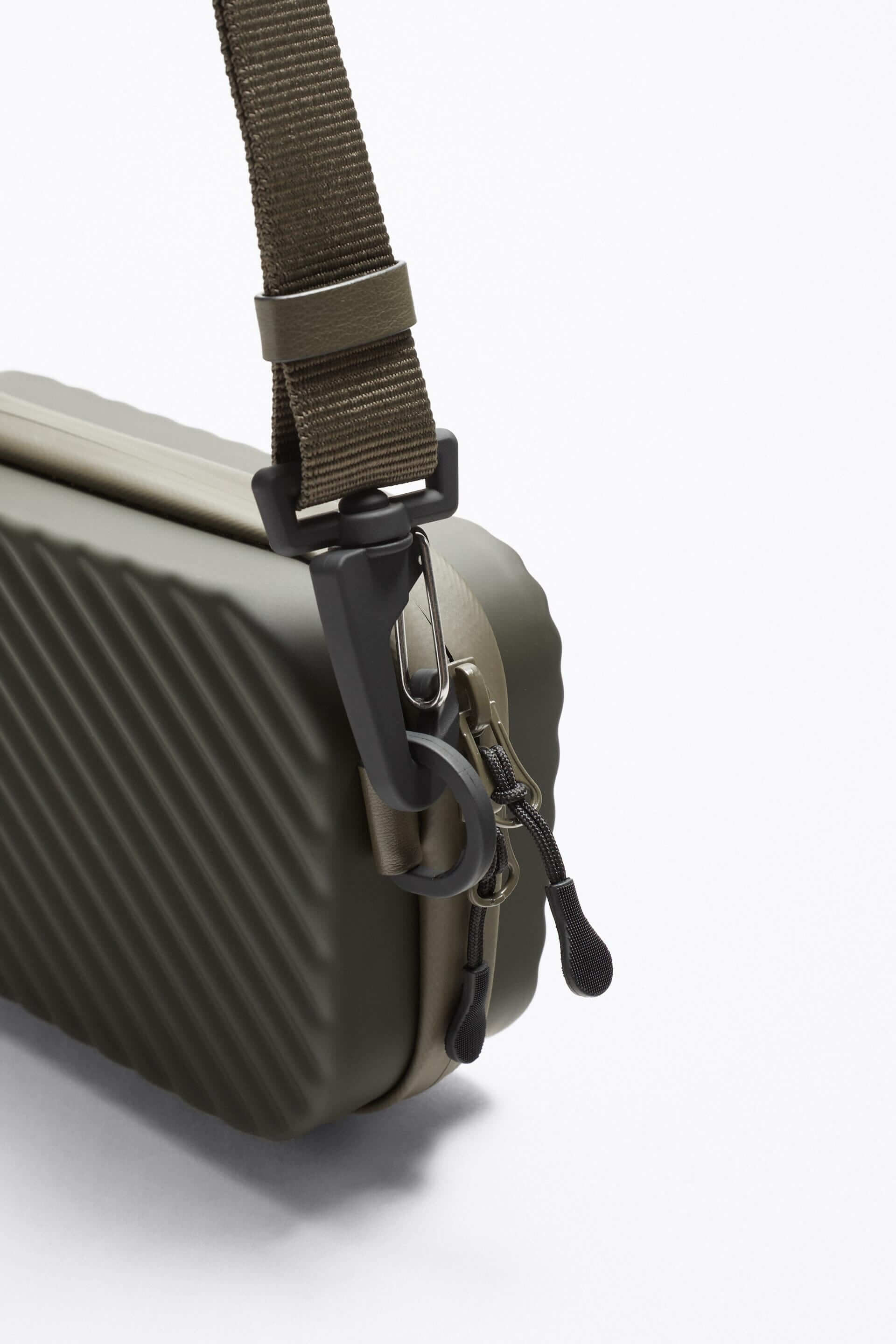 Alora Crossbody Bag - Grey/Lava