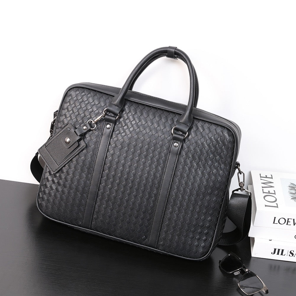 Arthur Textured Laptop Bag