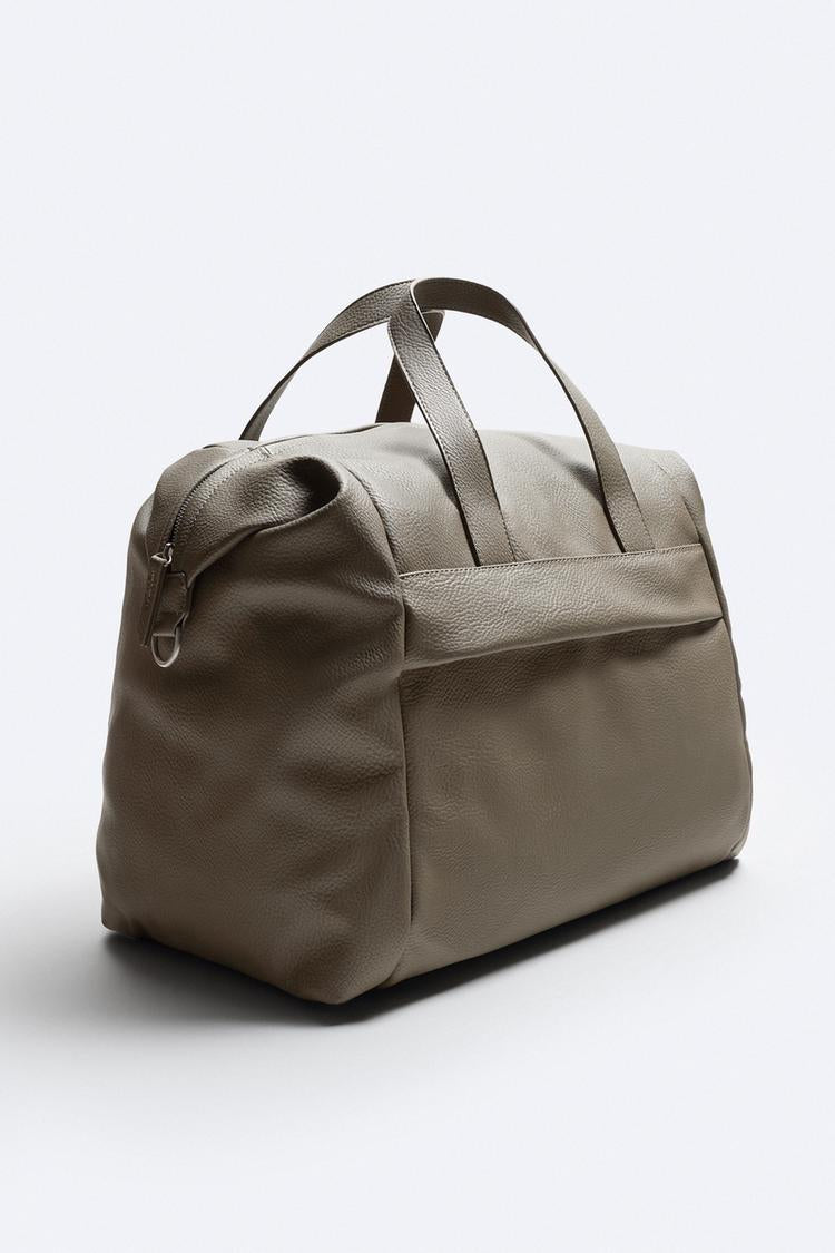 Ari Weekender Bag