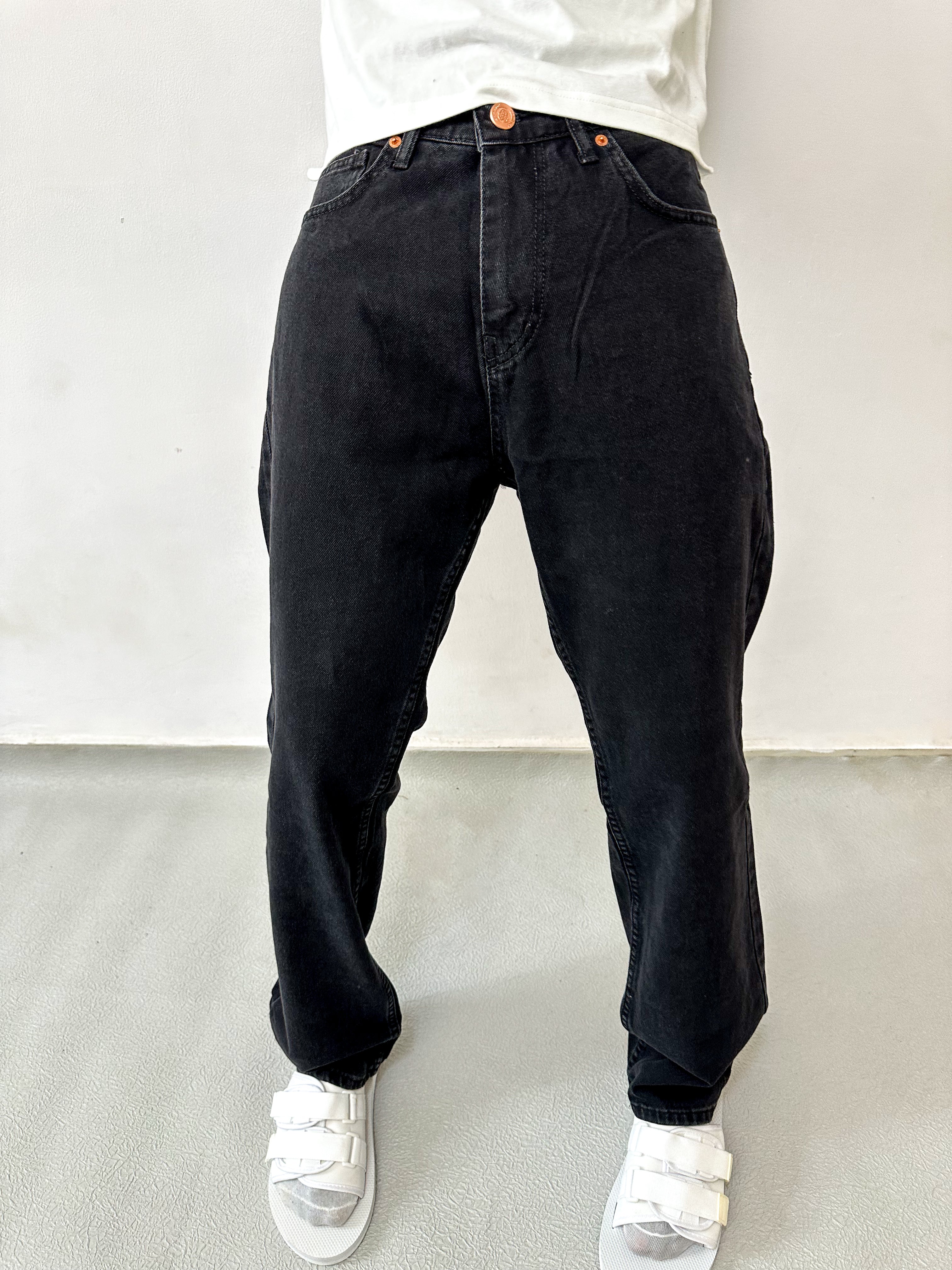 Cai Relaxed Straight Cut Jeans - Washed Black-3