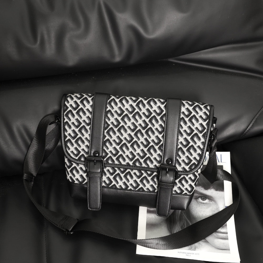 Austin Crossbody Bag