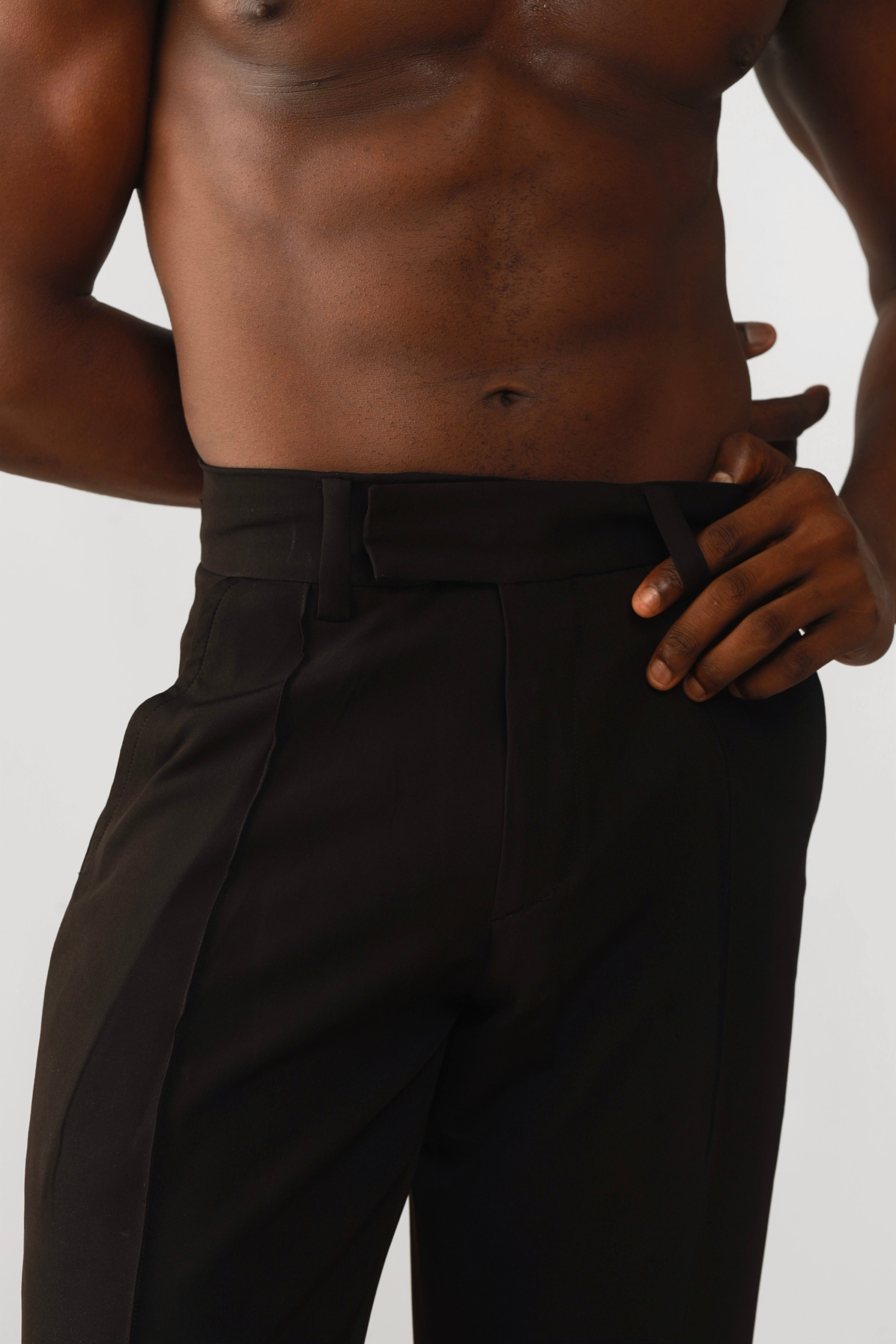 Cleo Pintuck Forward Pleats Baggy Trouser - Black