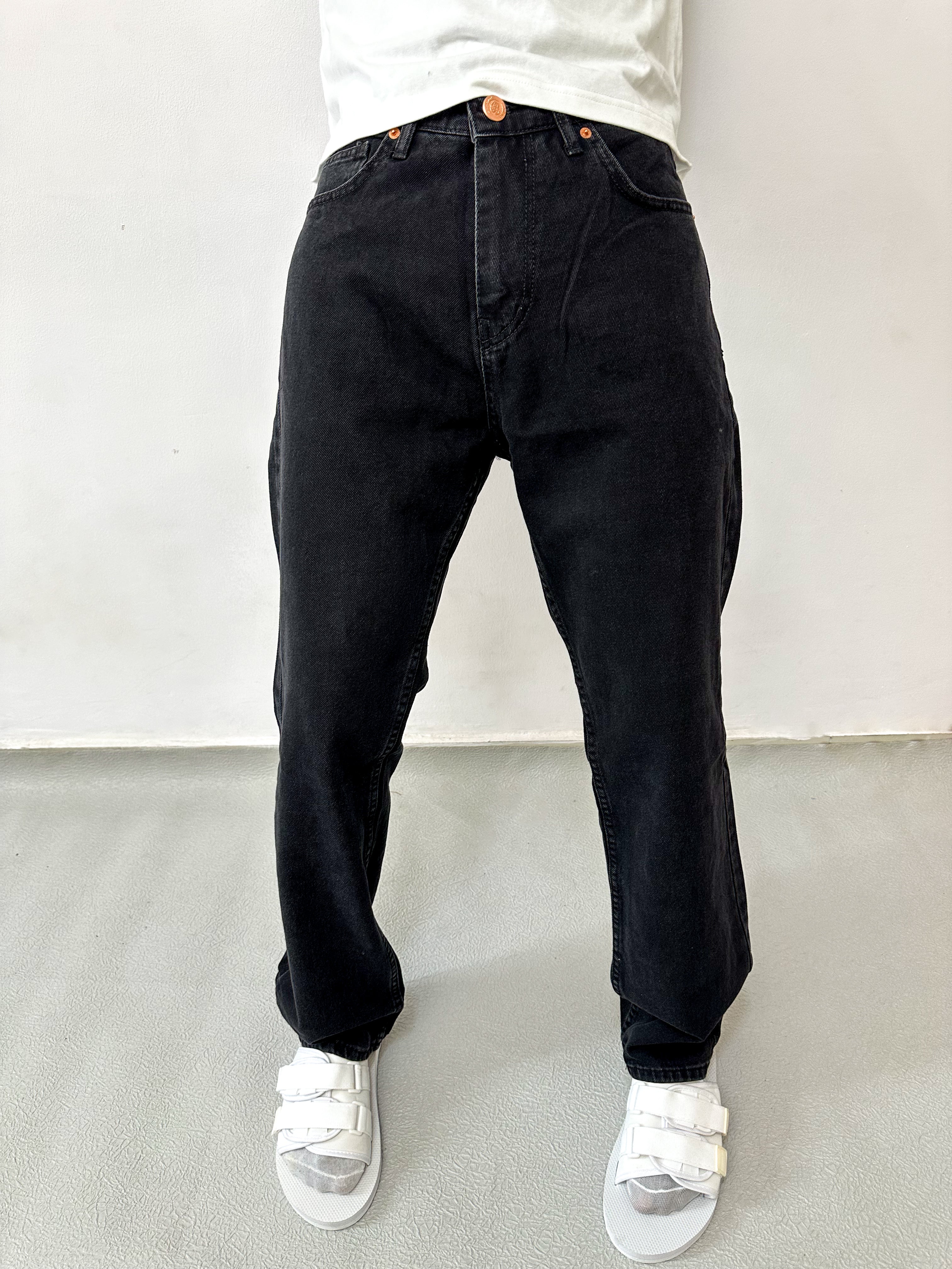 Cai Relaxed Baggy Jeans (Washed Black)