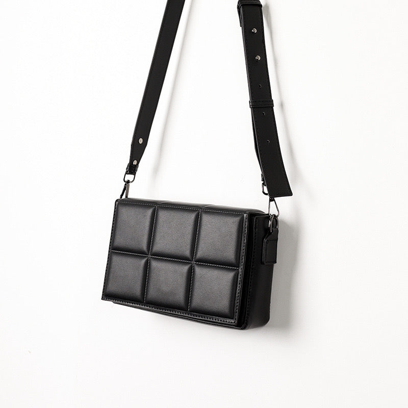 Azadin Crossbody Bag