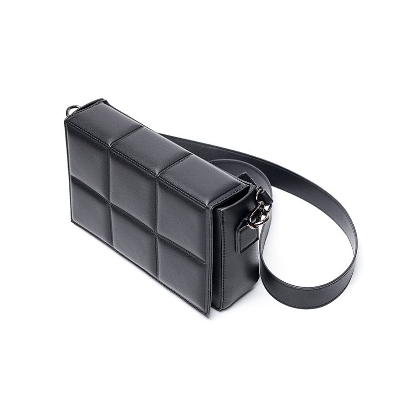 Azadin Crossbody Bag