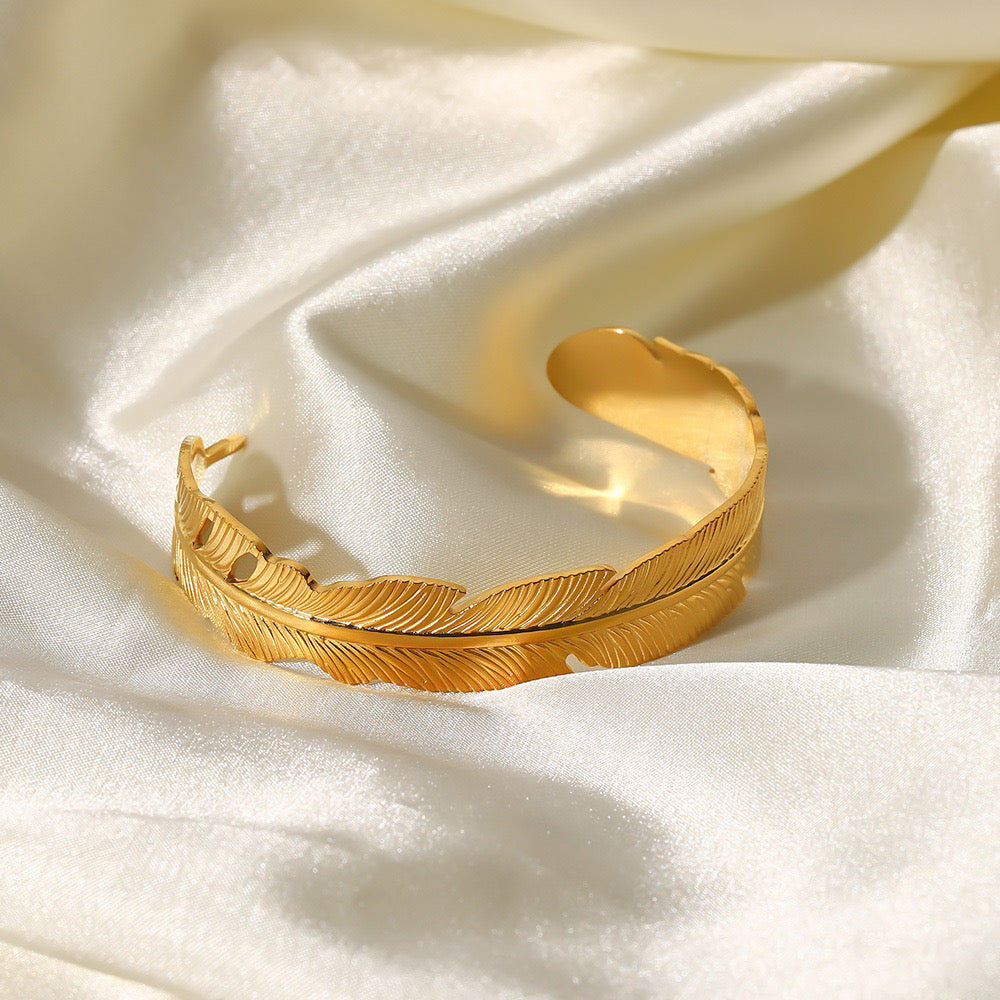 Celia Leaf 18K Titanium Stainless Steel Bracelet - Gold