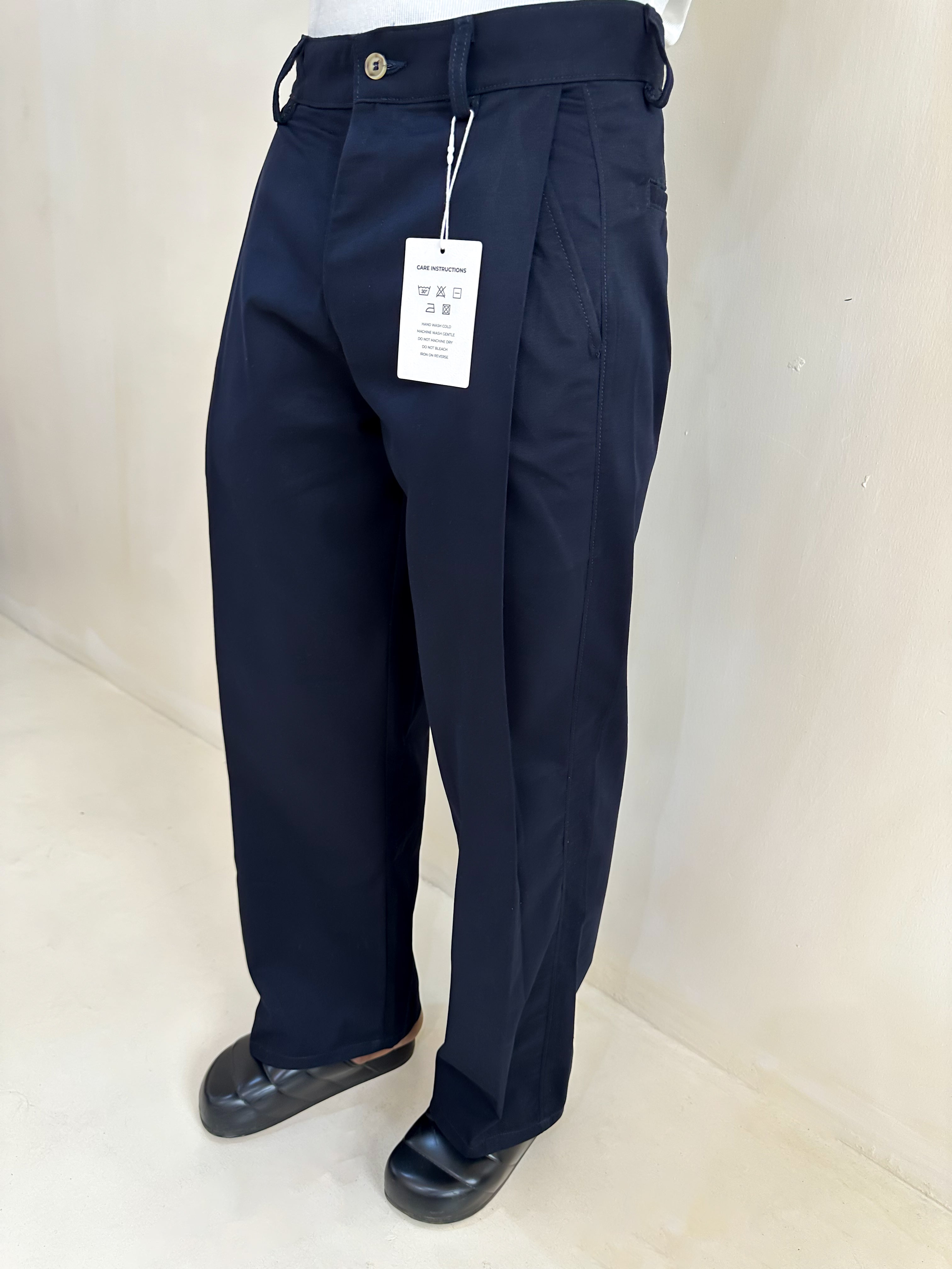 Carlo Oxford Wide-Leg Boxy Pleated Trouser - Navy Blue