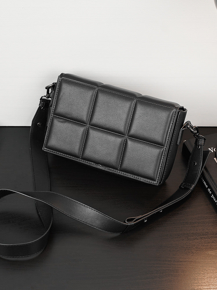 Azadin Crossbody Bag