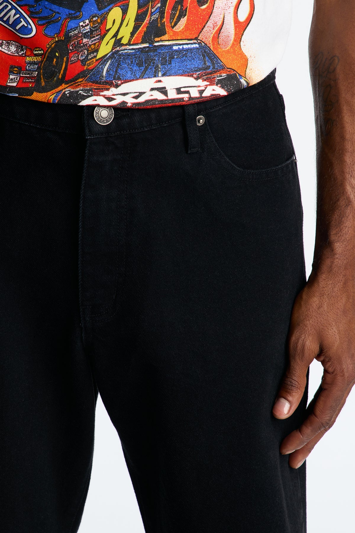 Cai Relaxed Straight Cut Jeans - Washed Black-10