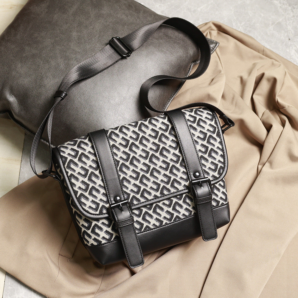 Austin Crossbody Bag