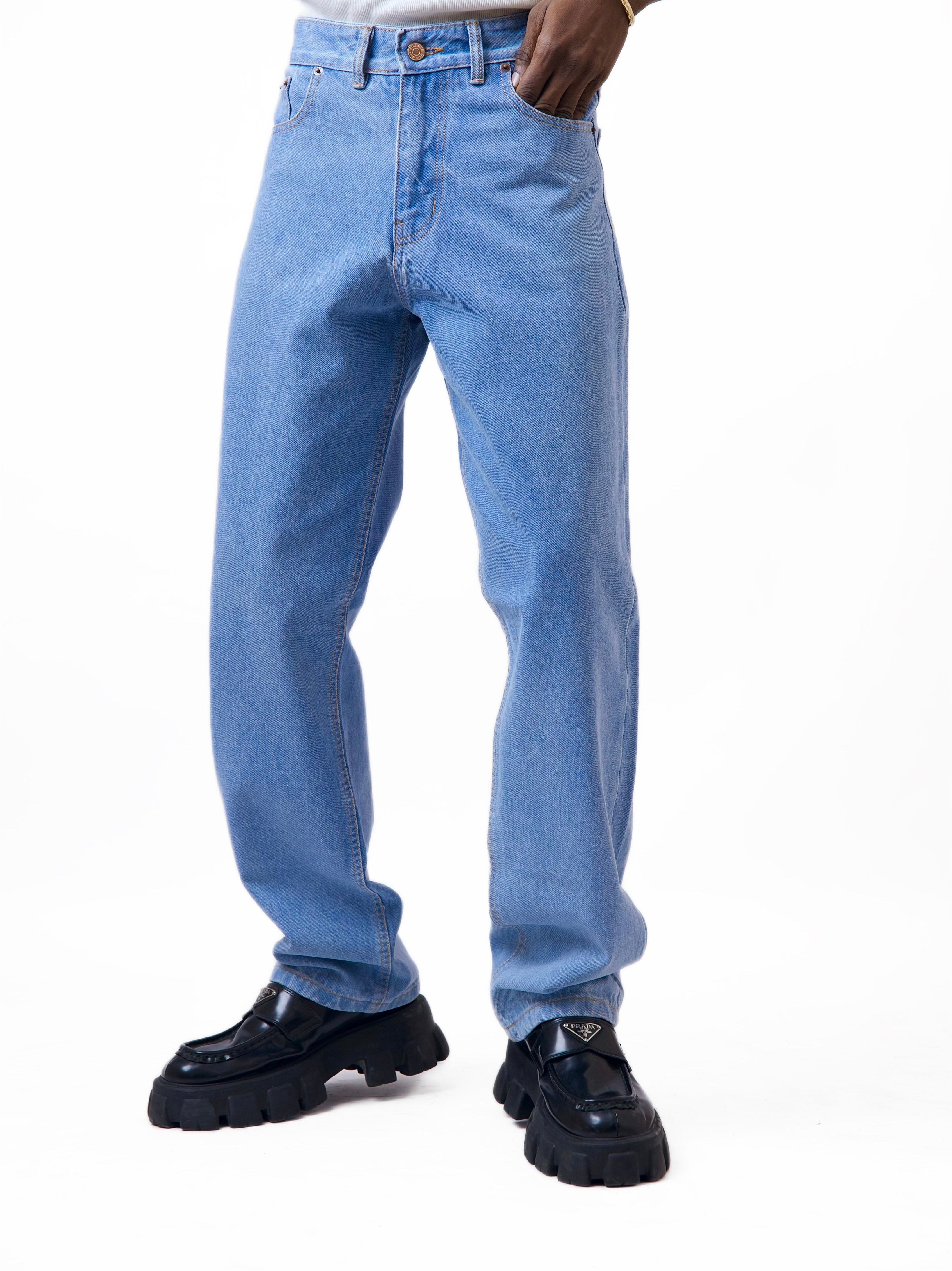 Cai Relaxed Straight Cut Jeans - Light Wash
