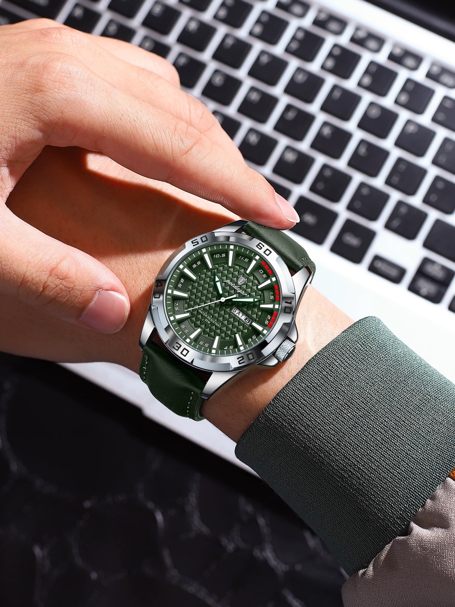 Andrea Leather Strap Wristwatch - Green