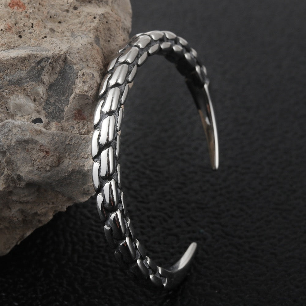 Callen Vetebrae Titanium Steel Bracelet