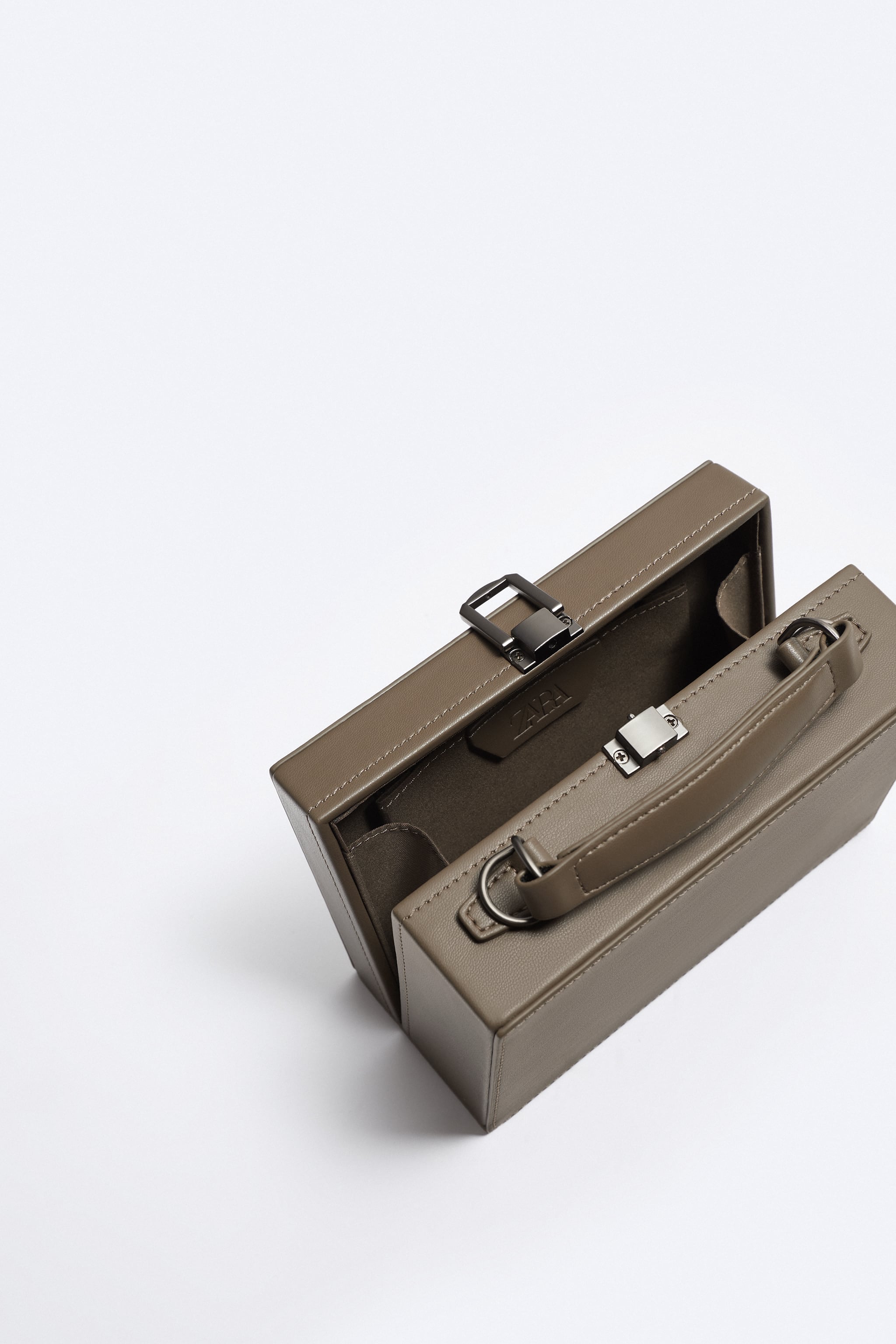 Arthur Rigid Crossbody Box Bag - Camel