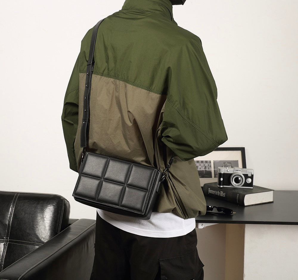 Azadin Crossbody Bag