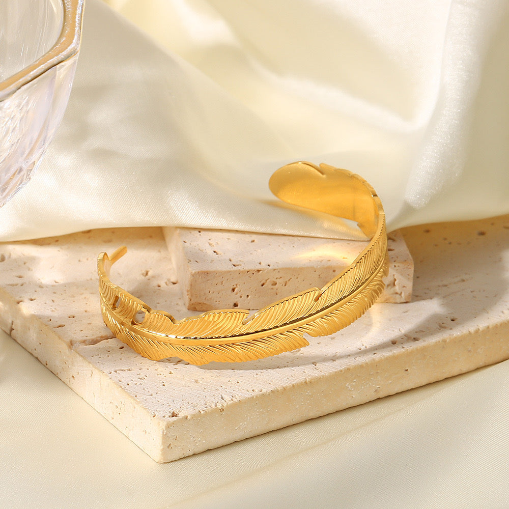 Celia Leaf 18K Titanium Stainless Steel Bracelet - Gold-4