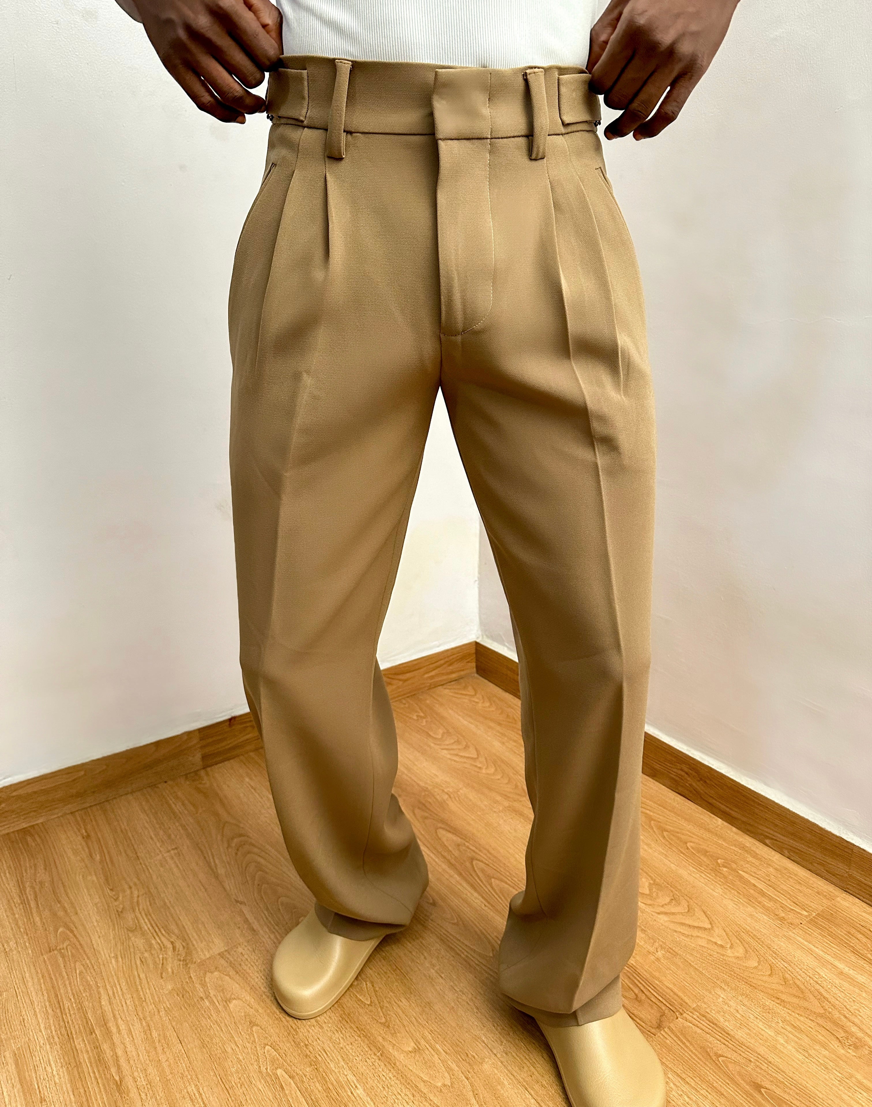 Celia Oxford Pleats Baggy Trouser - Hazelnut