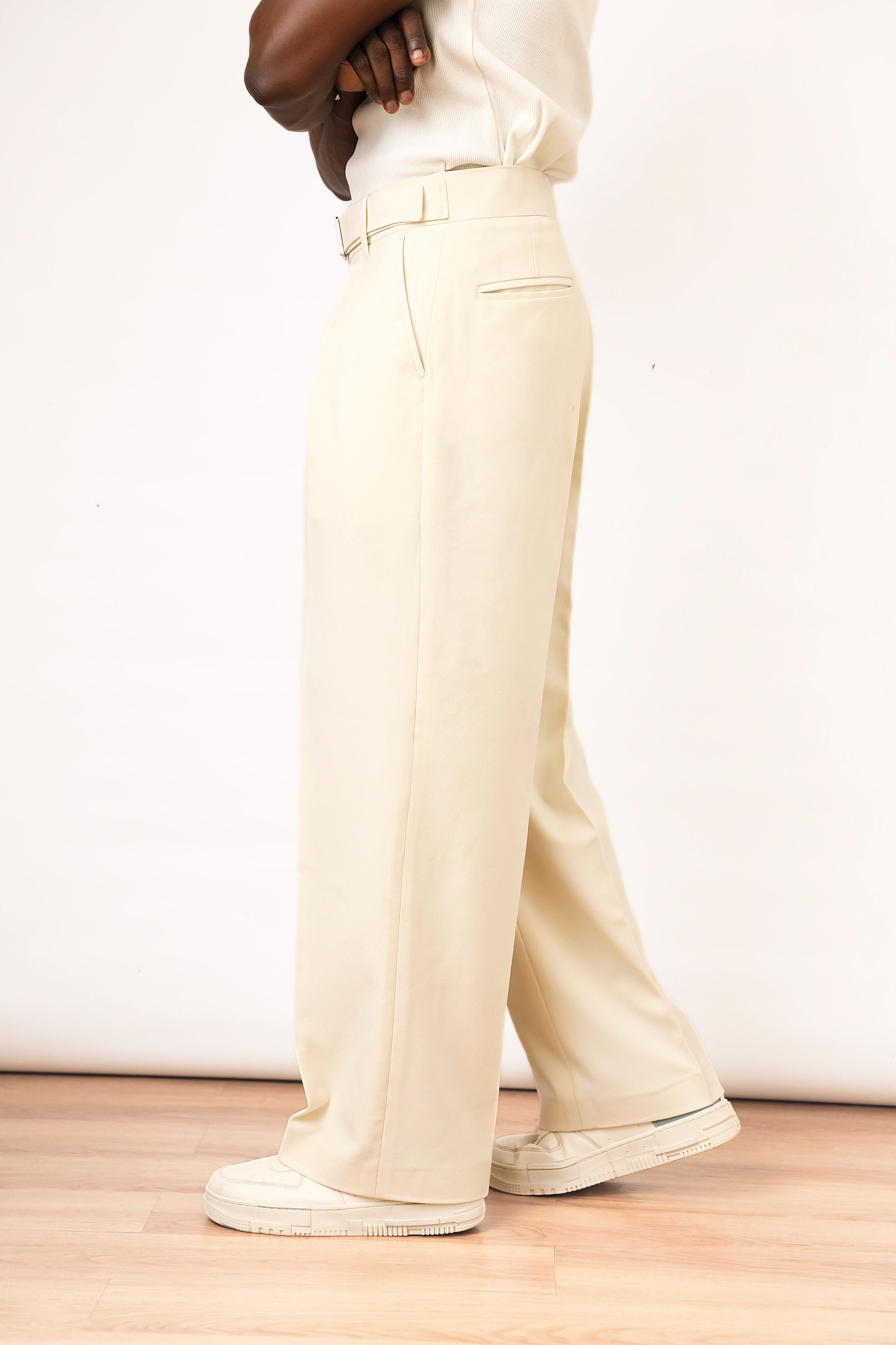 Casey Oxford Pleated Trouser - Milk-4