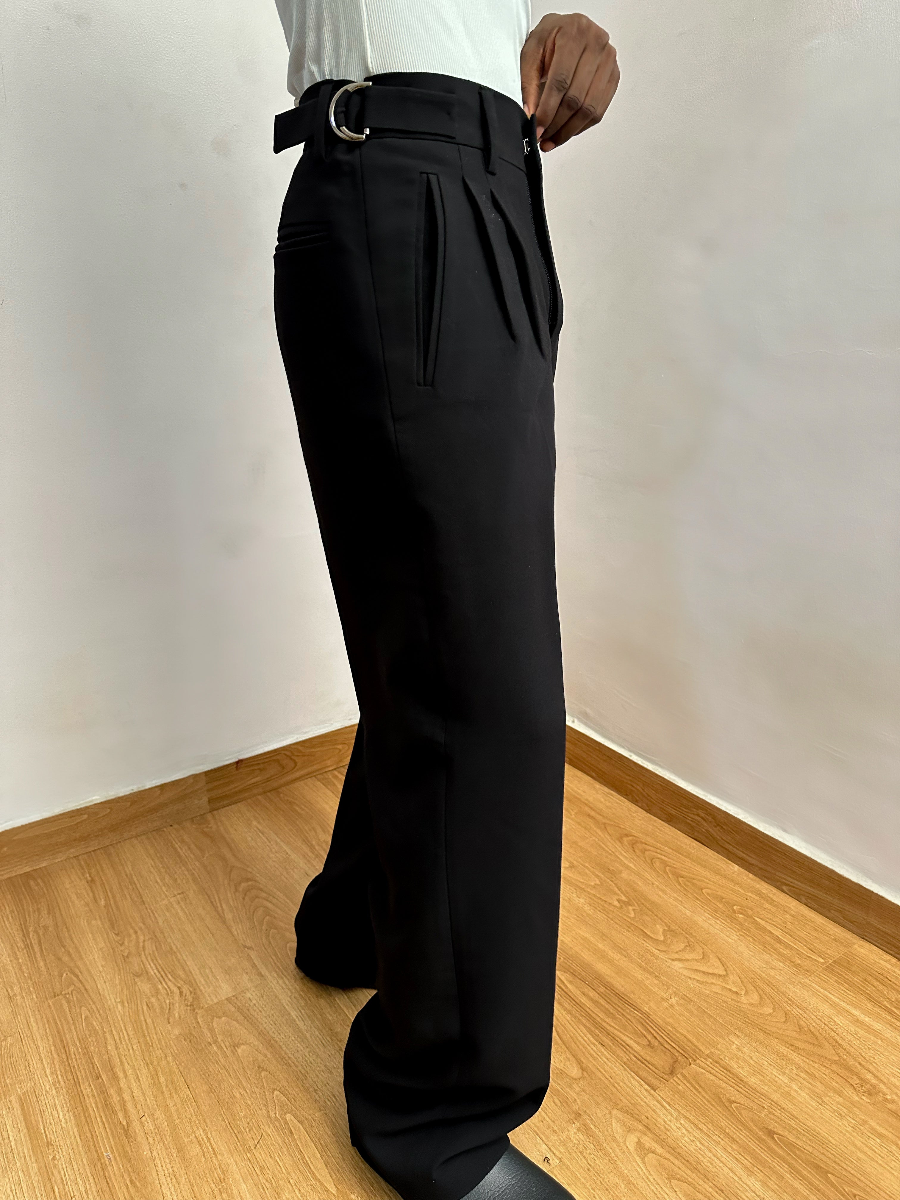 Celia Oxford Pleats Baggy Trouser - Black