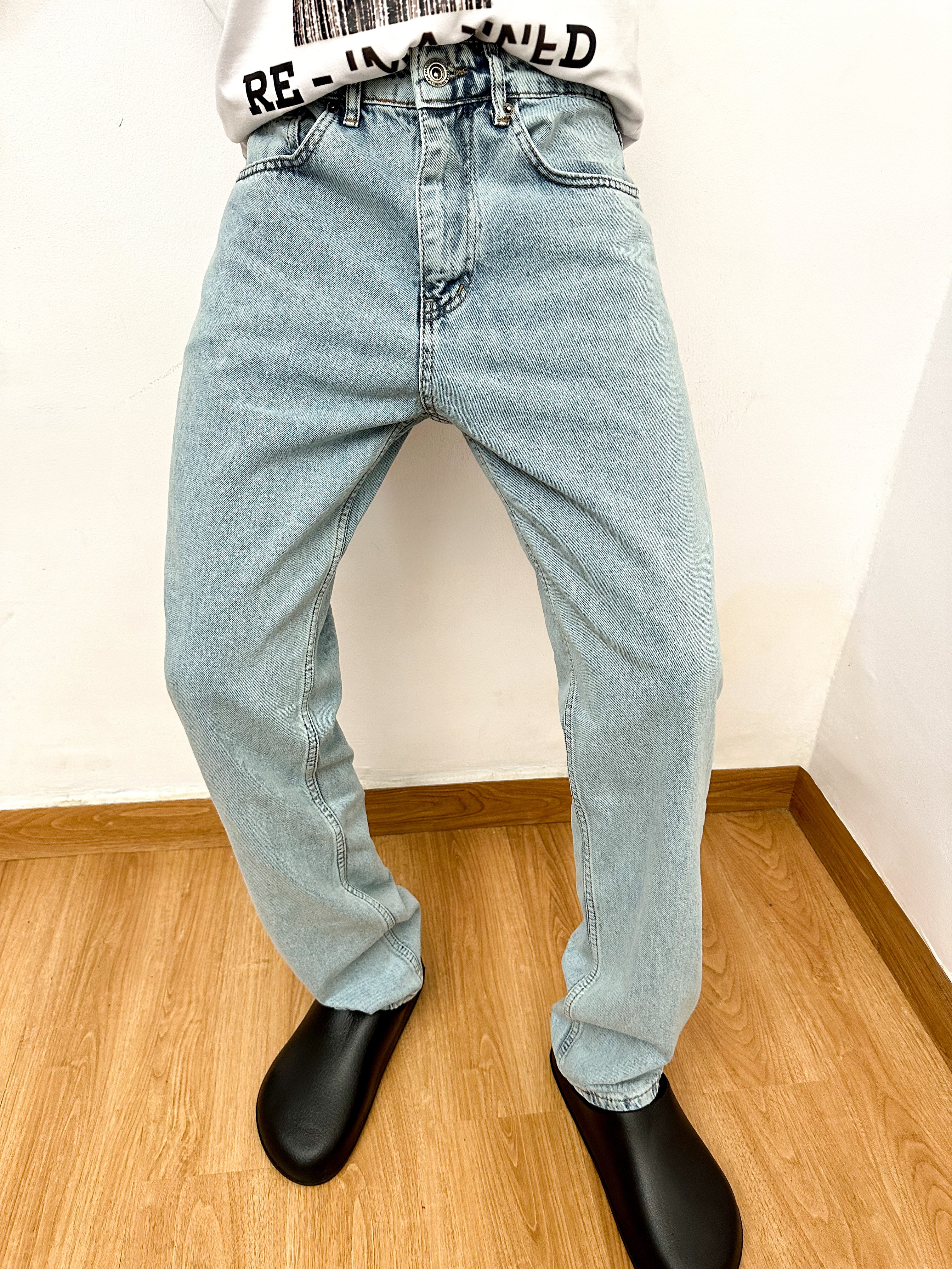Cai Relaxed Straight Cut Jeans - Burnt Wash