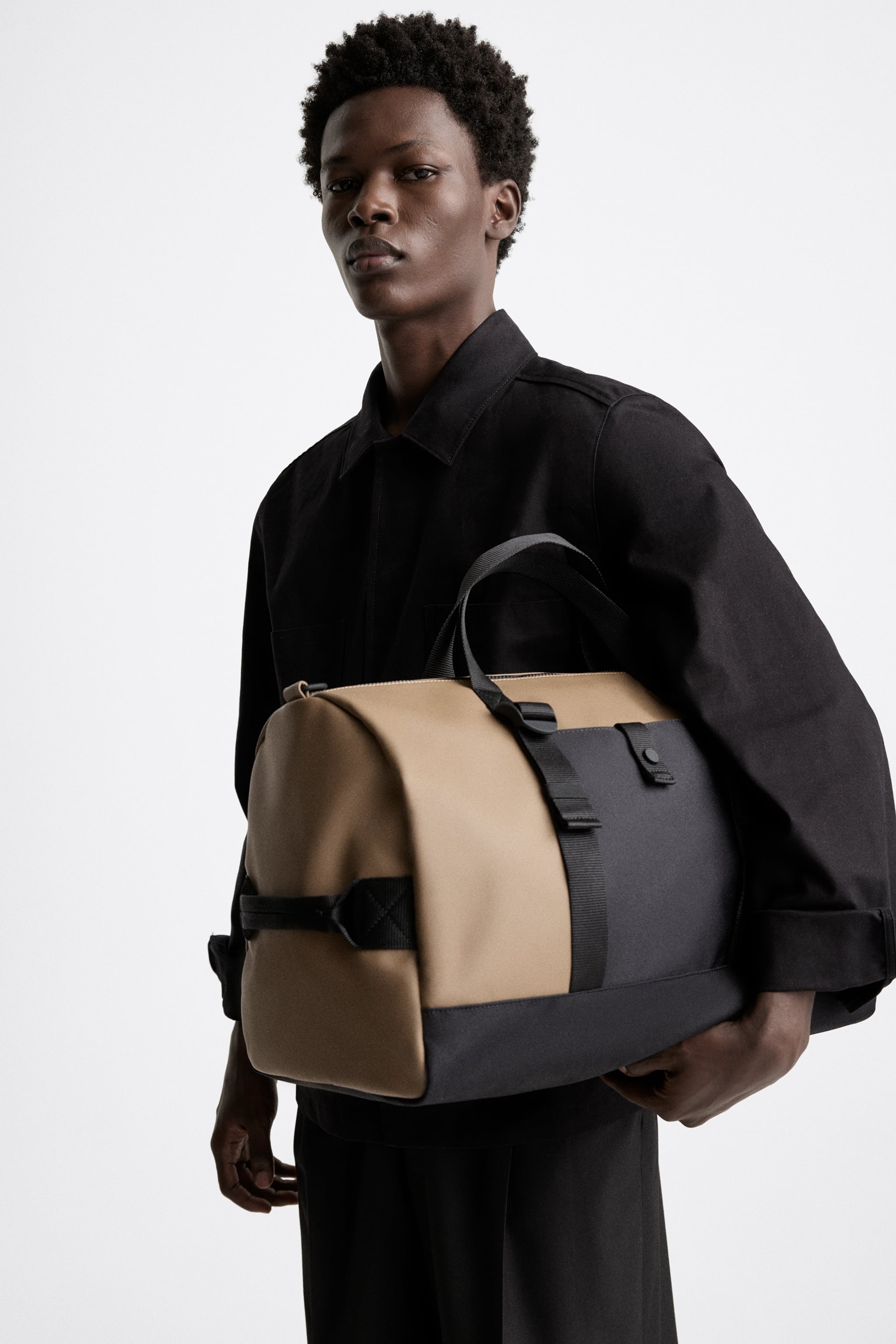 Adrian Weekender Bag - Sand Brown