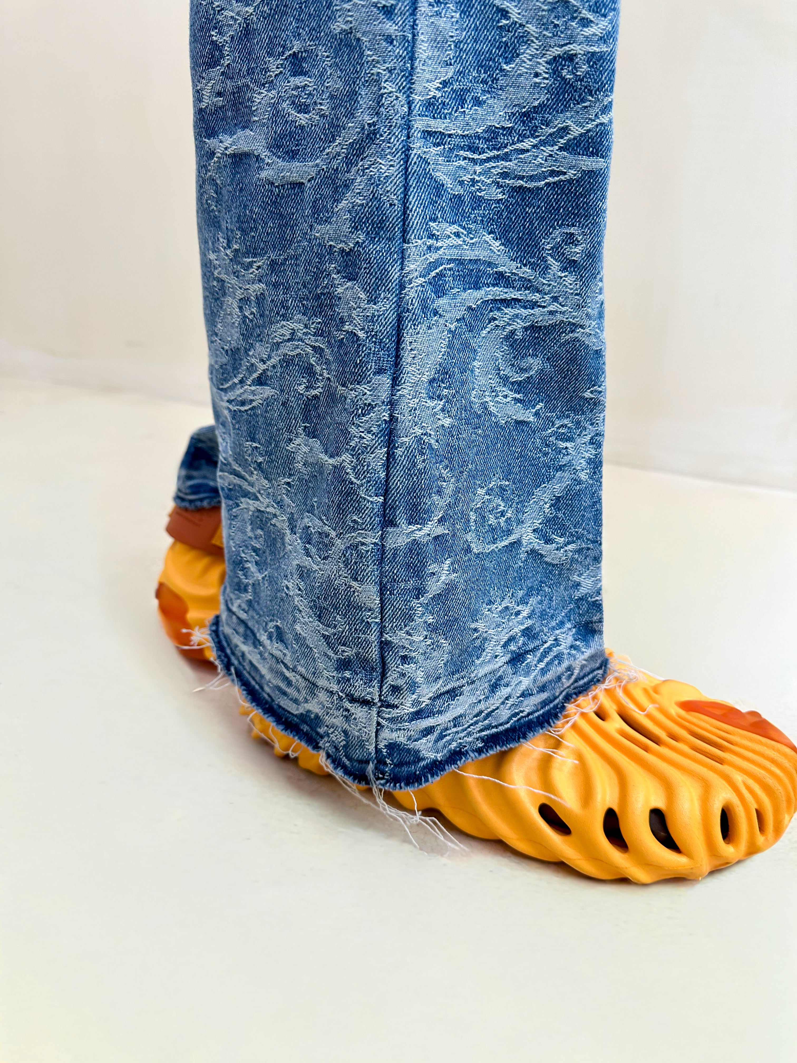 Ciela Jacquard Relaxed Flared Raw Hem Jeans