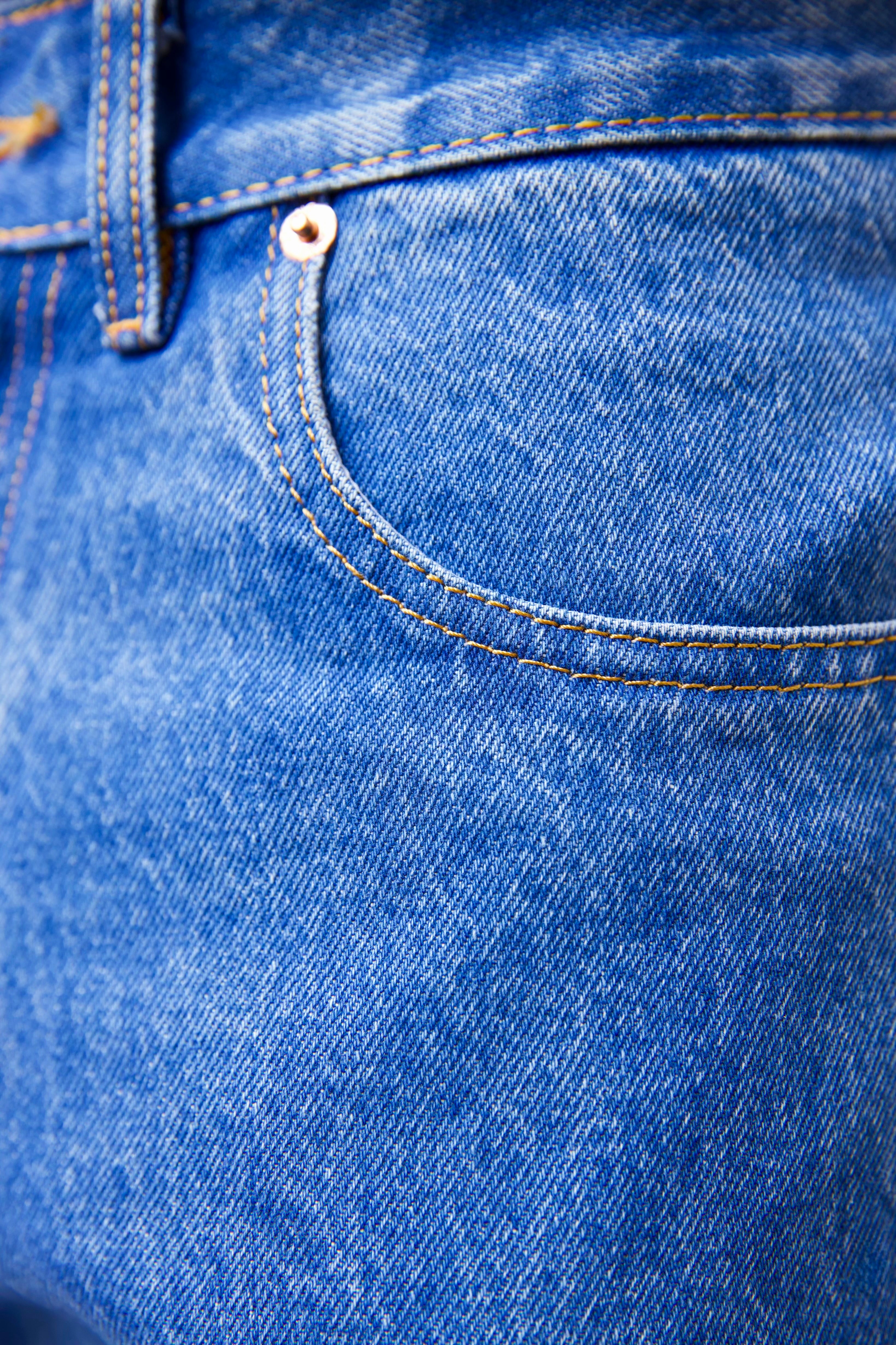Cai Relaxed Straight Cut Jeans - Medium Wash-8