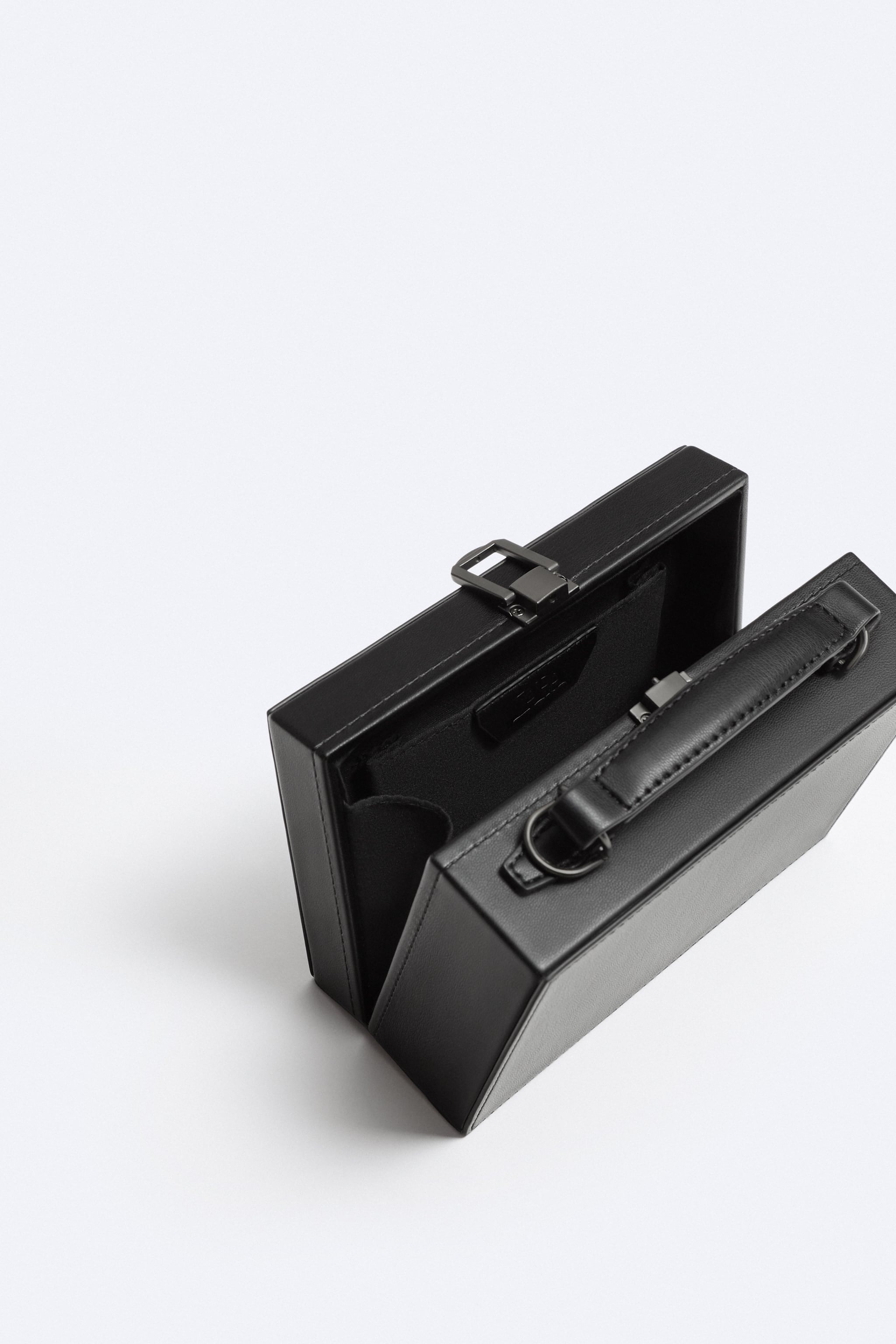 Arthur Rigid Crossbody Box Bag - Camel