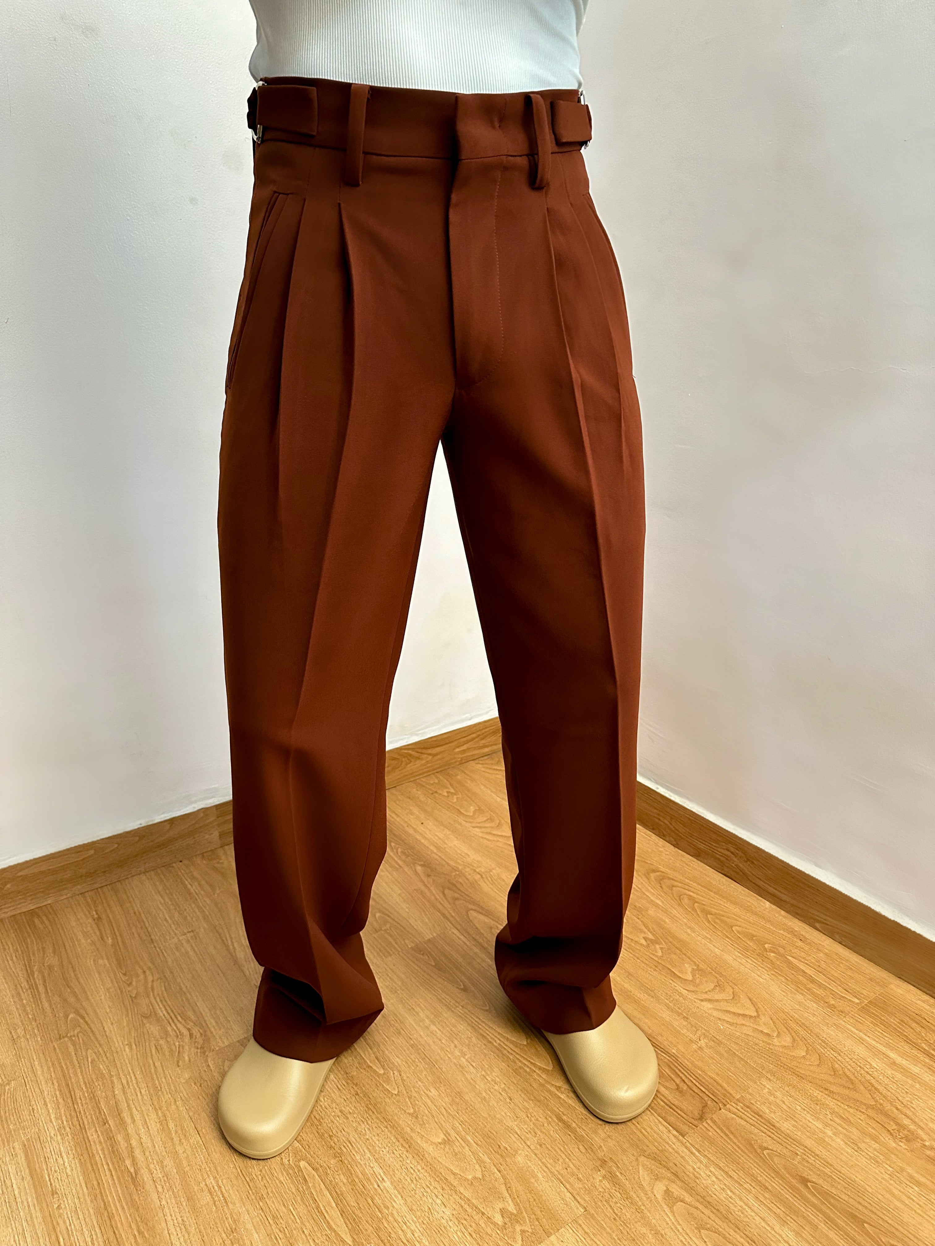 Celia Oxford Pleats Baggy Trouser - Chestnut
