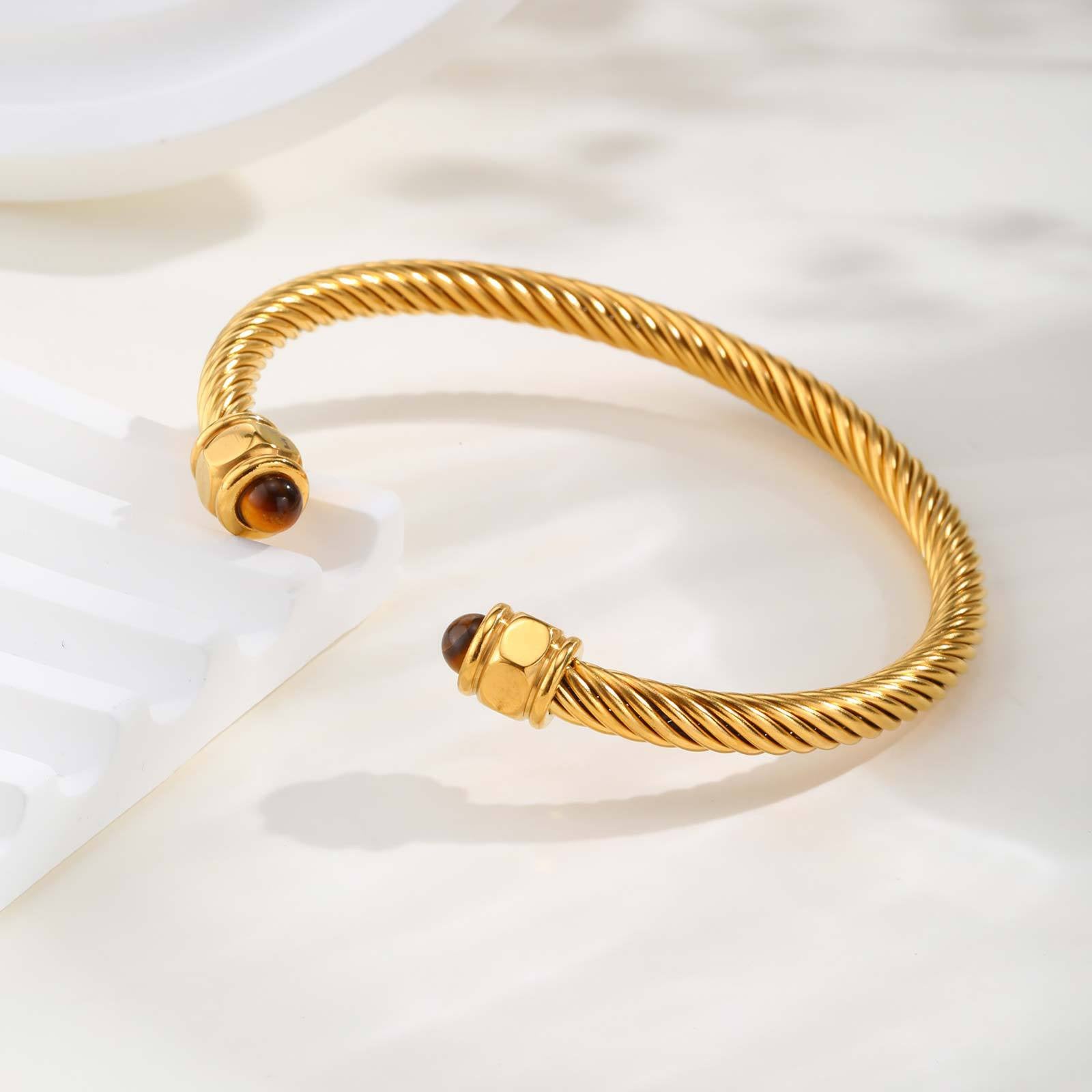 Calla 18K Titanium Stainless Steel Bracelet - Green Orb