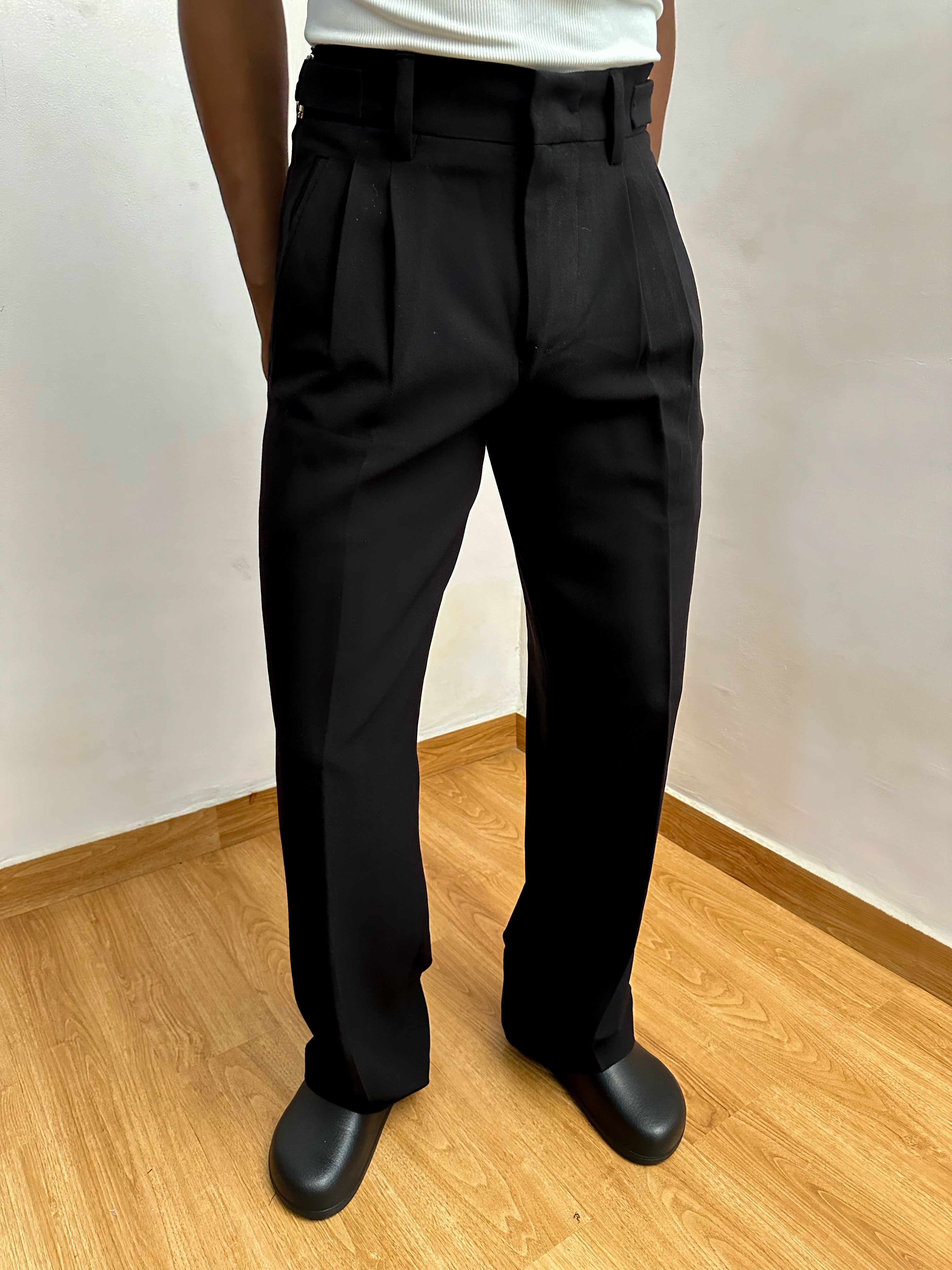 Celia Oxford Pleats Baggy Trouser - Black-8
