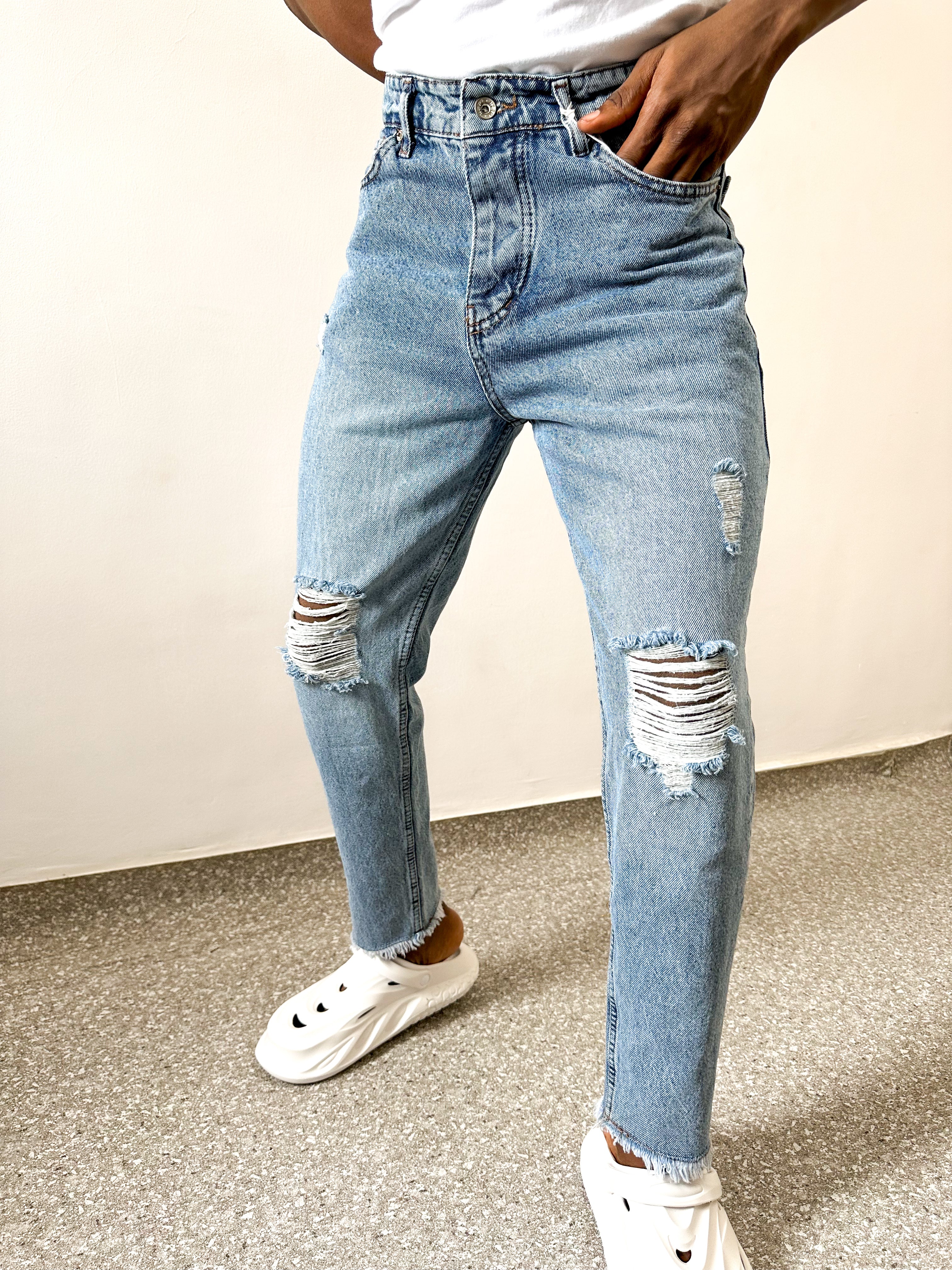 Callen Distressed Ripped Raw Hem Cropfit Boyfriend Jeans-4