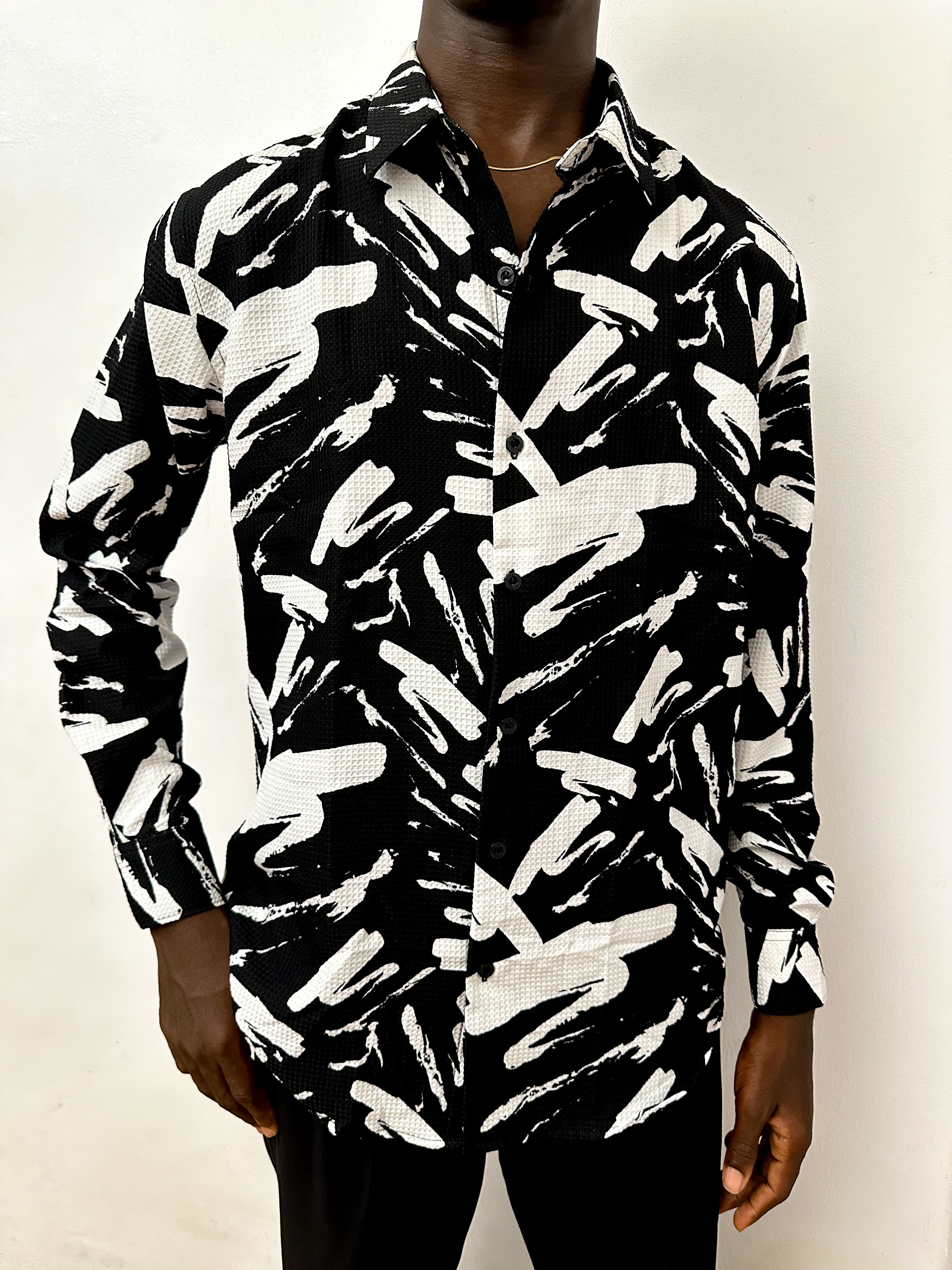 Casen Splash Waffle Print Longsleeve Shirt - Black