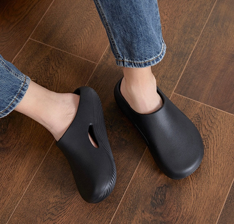 Aimee Unisex Clogs - Black-16