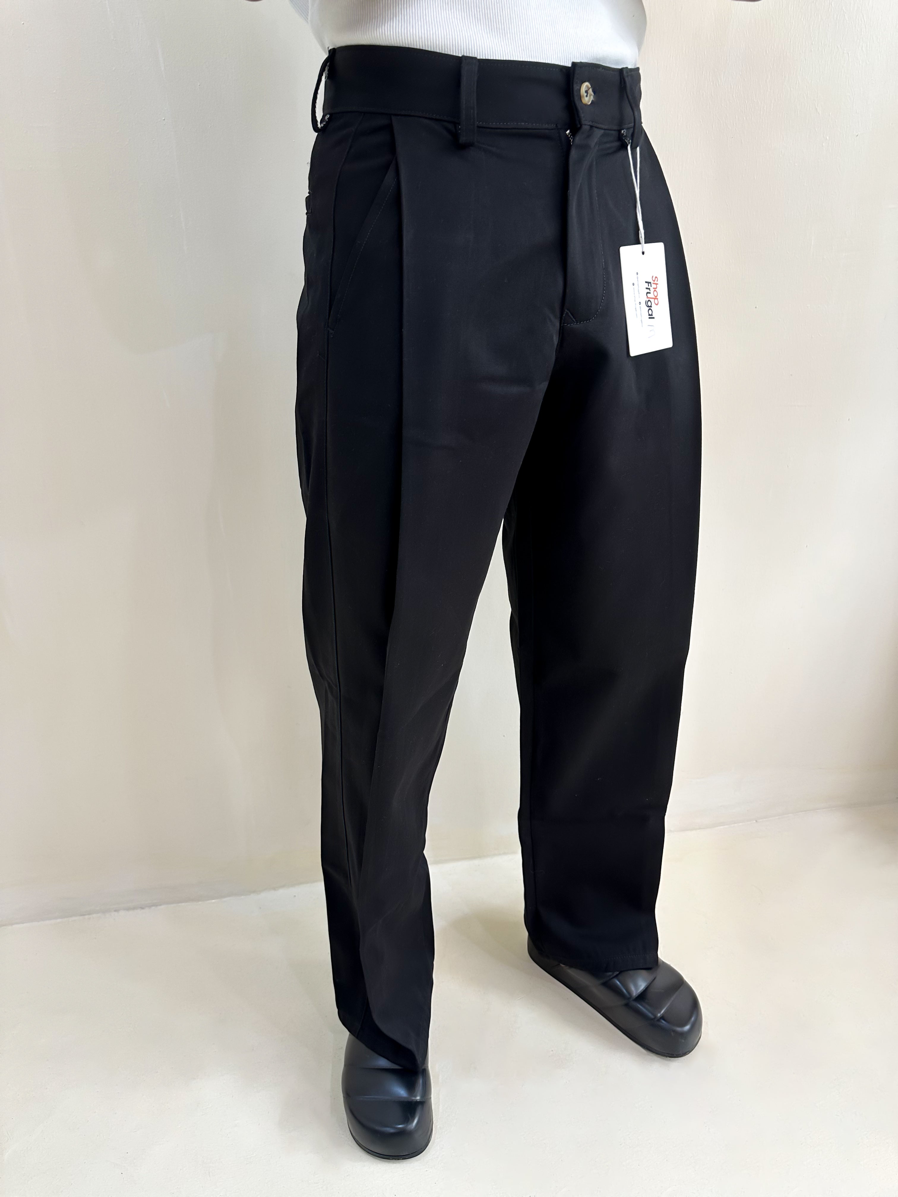 Carlo Oxford Wide-Leg Boxy Pleated Trouser - Black