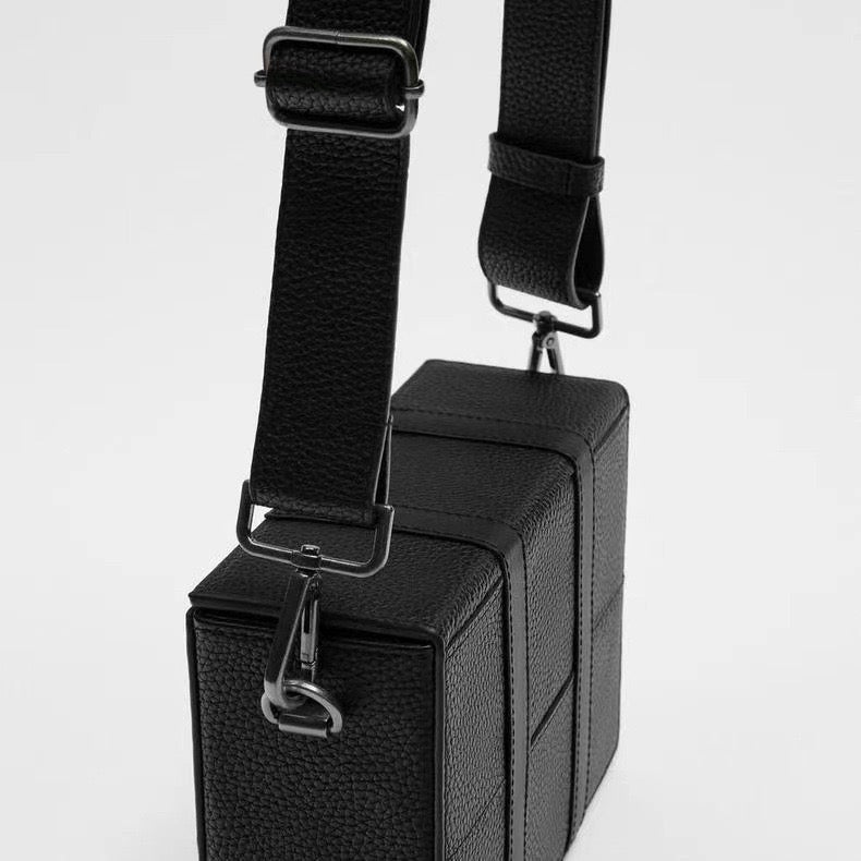 Abner Crossbody Bag-zoom-3