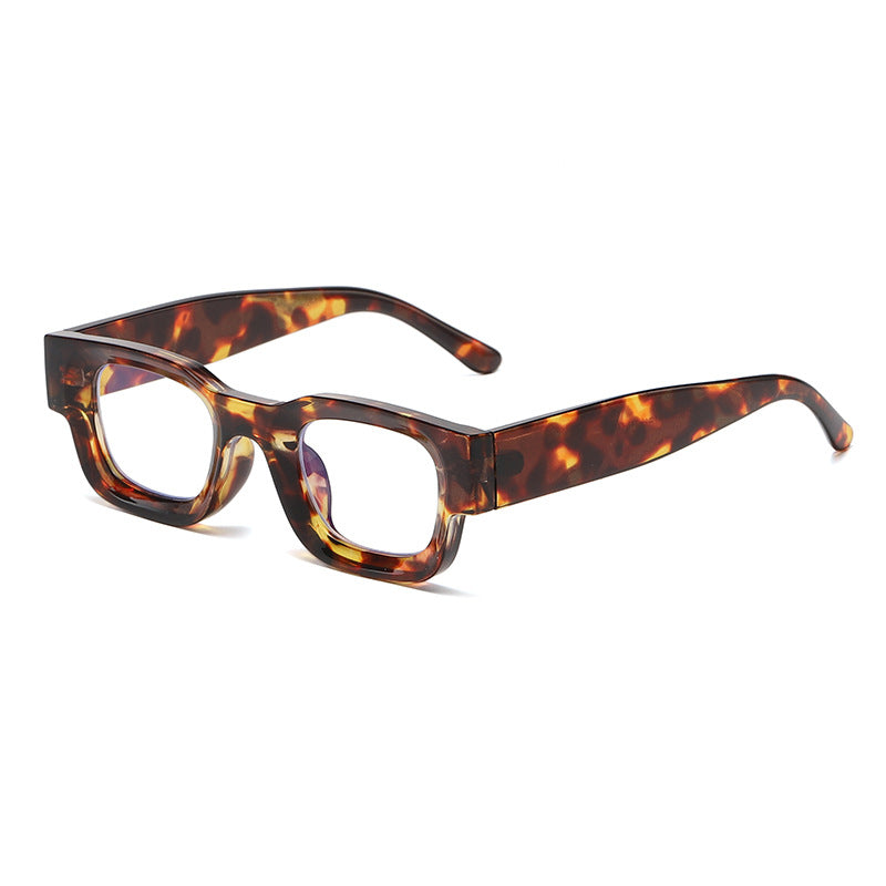 Alan Glasses-zoom-28