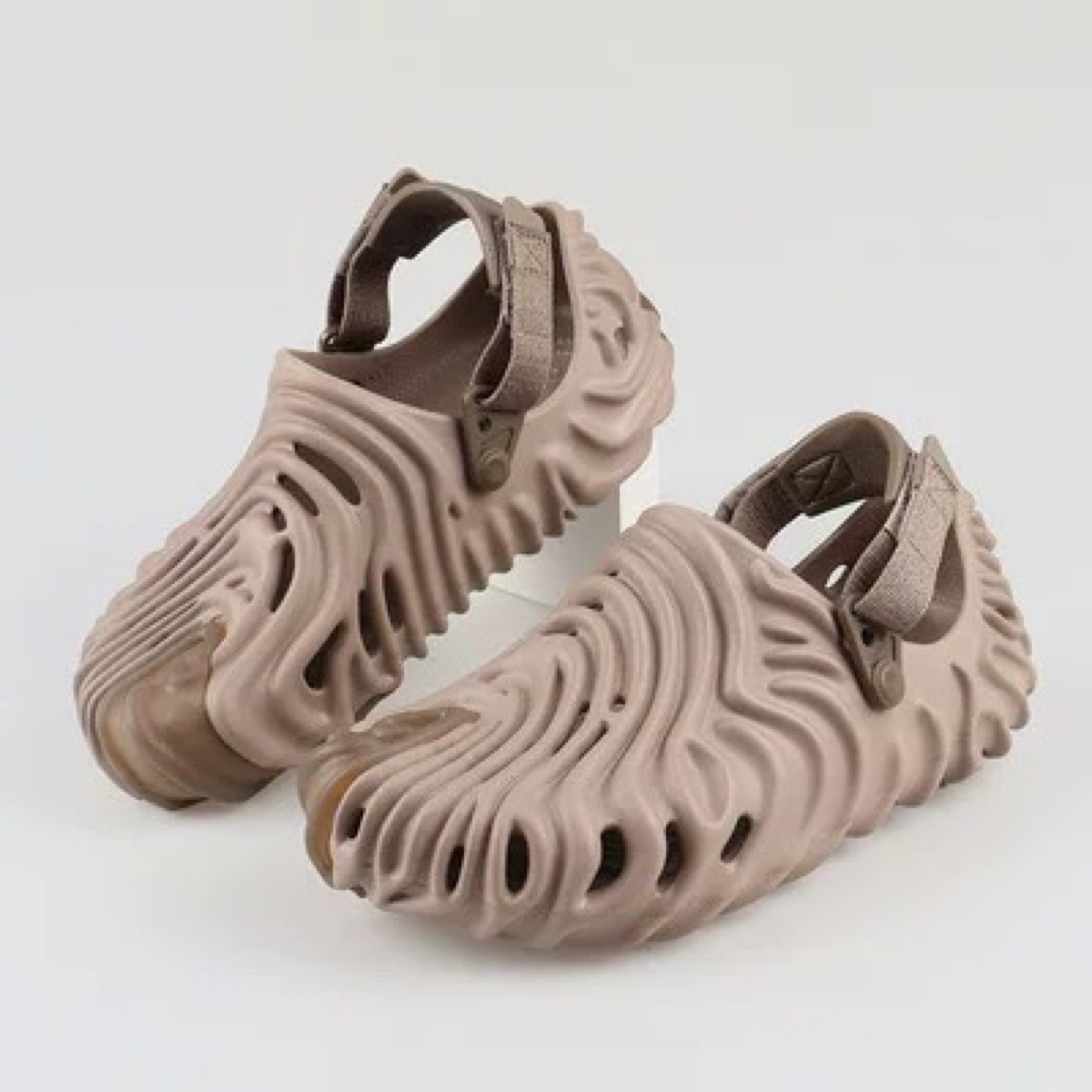 Crocs Salehe Pollex Clogs-12