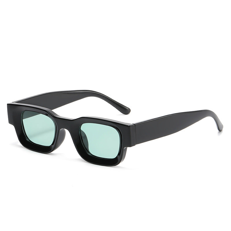 Alan Glasses-zoom-39